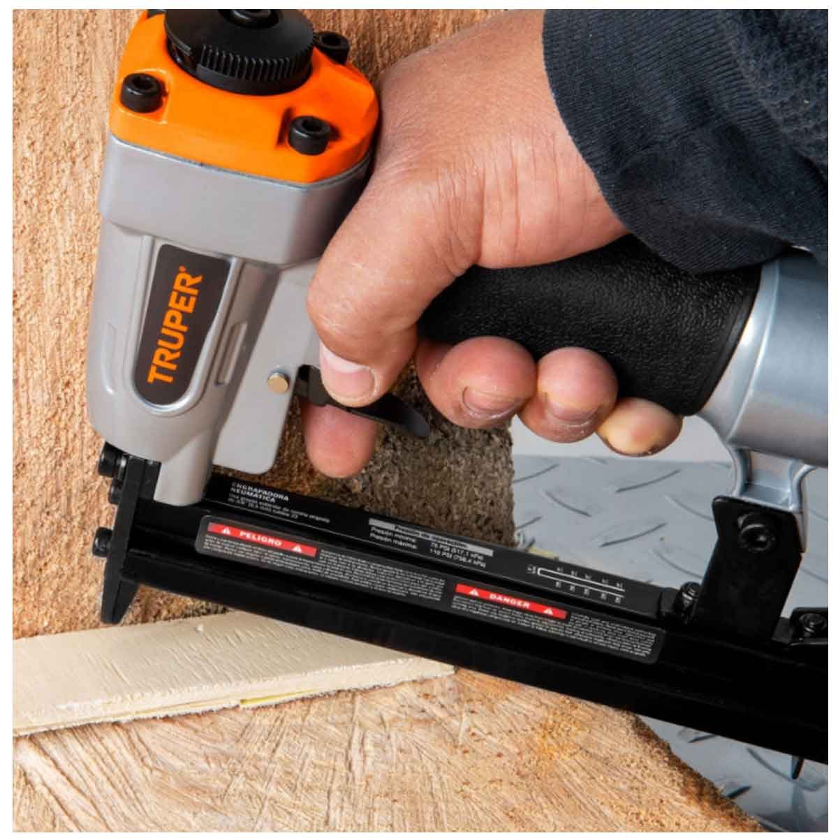 Grapadora Neumatica Truper 13177 Cal 22 0.71Mm - Imagen 4